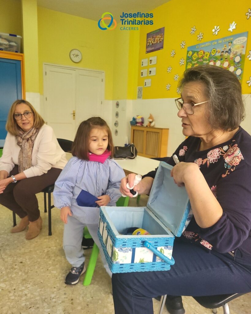 Los abuelos también aprenden... y enseñan en el aula 7 85DECD9C DACC 477B 9564 22B2A1E1A925